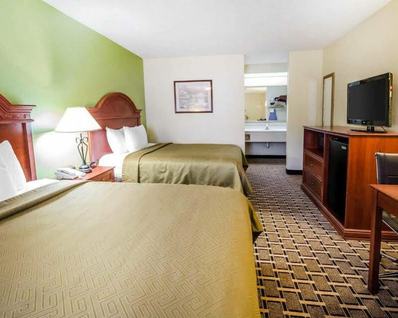 Econo Lodge Russellville Eksteriør bilde