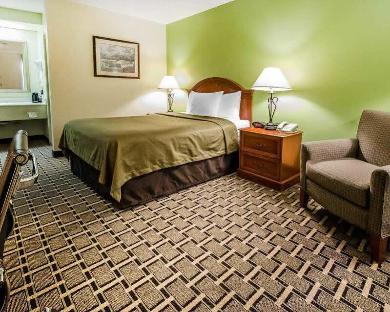 Econo Lodge Russellville Eksteriør bilde
