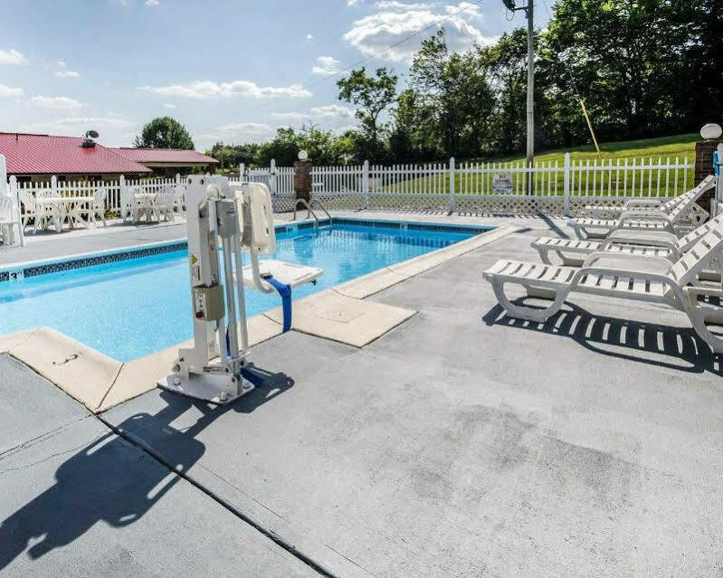 Econo Lodge Russellville Eksteriør bilde